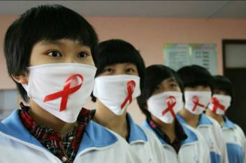 青年艾滋病人数上升的原因